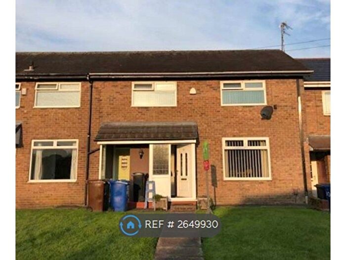 3 Bedroom Terraced House To Rent In Wyre Close, Whitefield, Manchester, M45