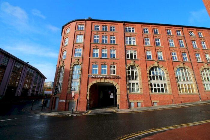 1 Bedroom Apartment To Rent In Pandongate House, Quayside, Newcastle Upon Tyne, NE1
