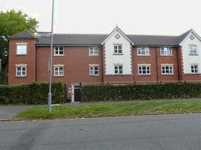 2 Bedroom Flat To Rent In Apartment, Benchill Road, Wythenshawe, Manchester, M22