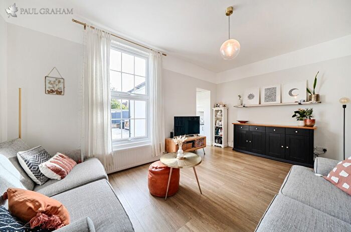 2 Bedroom Terraced House For Sale In Green Wrythe Lane, Carshalton, SM5
