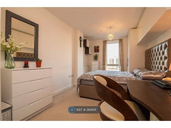 1 Bedroom Flat To Rent In John Donne Way, London, SE10