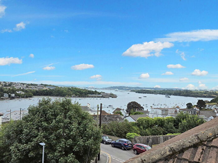 3 Bedroom Semi-Detached House For Sale In Station Road, Saltash, PL12