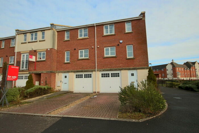 3 Bedroom Town House To Rent In Perthshire Grove, Buckshaw Village, PR7