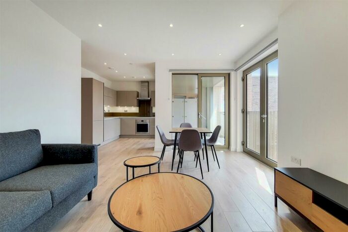 2 Bedroom Apartment To Rent In Atlantis Avenue, London, E16