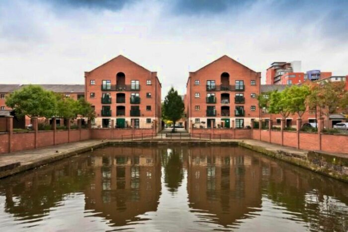 1 Bedroom Apartment To Rent In Rochdale House, Slate Wharf, M15