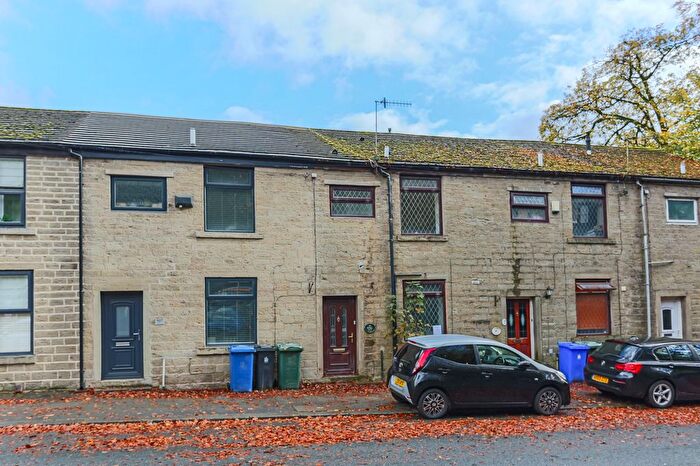 2 Bedroom Terraced House For Sale In Burnley Road, Rossendale, BB4
