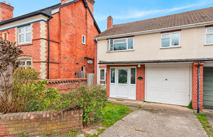 3 Bedroom Semi Detached House For Sale In Thames Avenue, Pangbourne, Reading, Berkshire, RG8