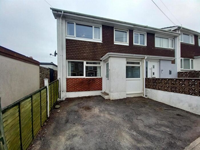 3 Bedroom House For Sale In Waterloo Terrace, Bideford, EX39