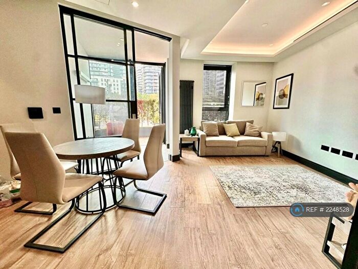 2 Bedroom Flat To Rent In Arena Tower, London, E14