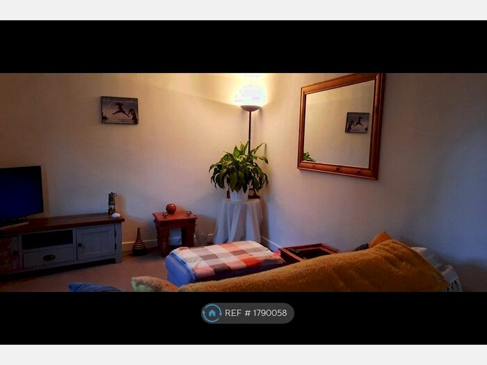 1 Bedroom Flat To Rent In Broom Lane, Rotherham, S60