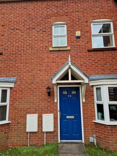 2 Bedroom Town House To Rent In New Bridge Gardens, Bury, BL9