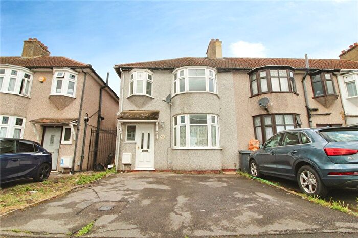 3 Bedroom Semi-Detached House To Rent In Southern Way, Romford, Essex, RM7