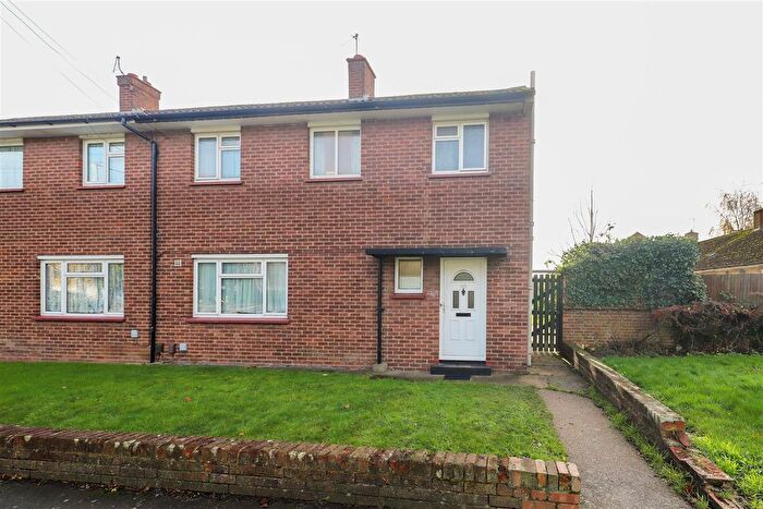 5 Bedroom End Terrace House For Sale In Porters Way, West Drayton, UB7