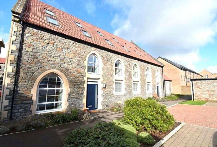 2 Bedroom Flat To Rent In Chapel Road, Fishponds, Bristol, BS16