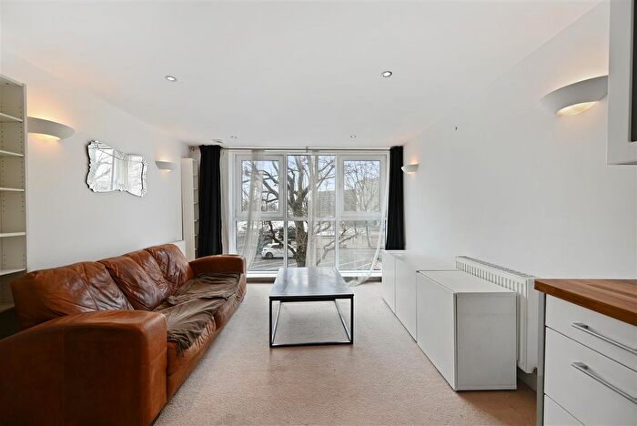 1 Bedroom Flat To Rent In Adriatic Apartments, Royal Victoria Dock, E16