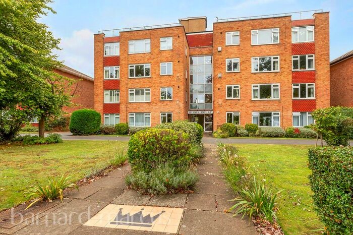 2 Bedroom Flat To Rent In Beddington Gardens, Wallington, SM6