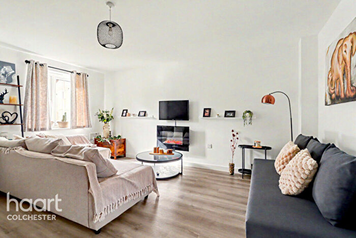 3 Bedroom Semi-Detached House To Rent In Hawaii Drive, Colchester, CO2