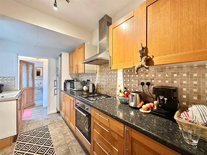 1 Bedroom Flat To Rent In Ashley Road, Wimbledon, SW19