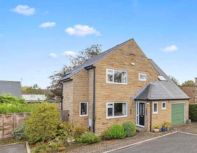 4 Bedroom Detached House For Sale In Ellicott Court, Ilkley, LS29
