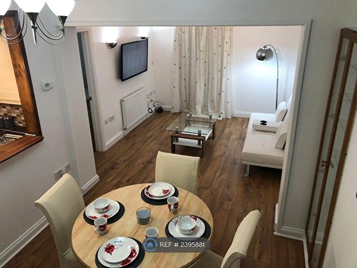 2 Bedroom Flat To Rent In Charlton Road, Brentry, Bristol, BS10