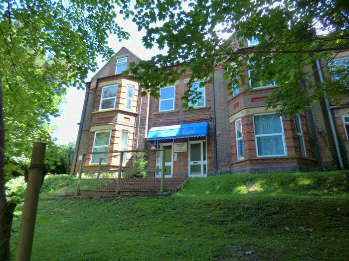 1 Bedroom Flat To Rent In Tavistock Court, Luton, LU1