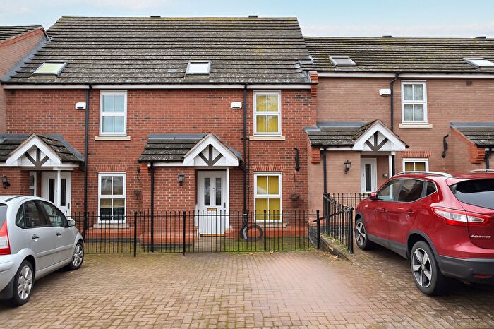 3 Bedroom Terraced House For Sale In Christ Church Close, Stamford, PE9