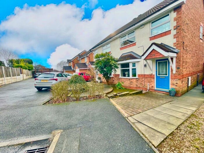 3 Bedroom House To Rent In Thorsby Close, Bromley Cross, BL7