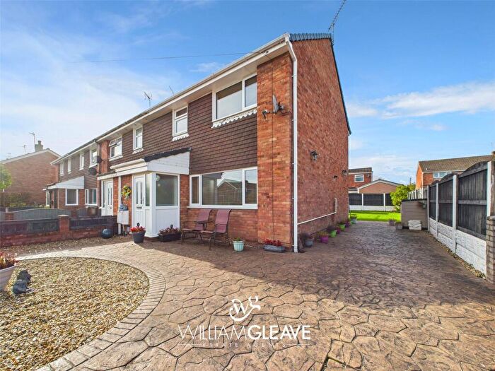 3 Bedroom End Of Terrace House For Sale In Harlech Avenue, Connah's Quay, Deeside, Flintshire, CH5