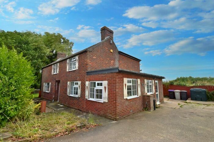 4 Bedroom Detached House For Sale In Haven Bank, Wainfleet St Mary, PE24