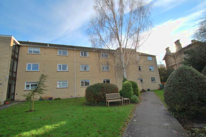 3 Bedroom Property To Rent In Forester Road, Bath, BA2