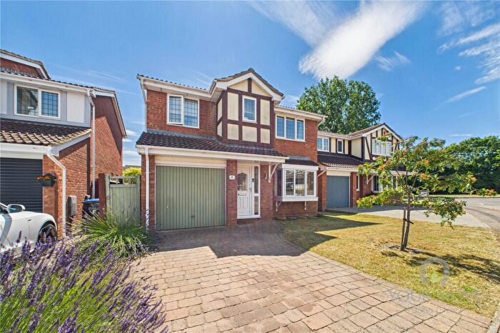 4 Bedroom Detached House To Rent In Sir John Pascoe Way, Duston, Northampton, Northamptonshire, NN5