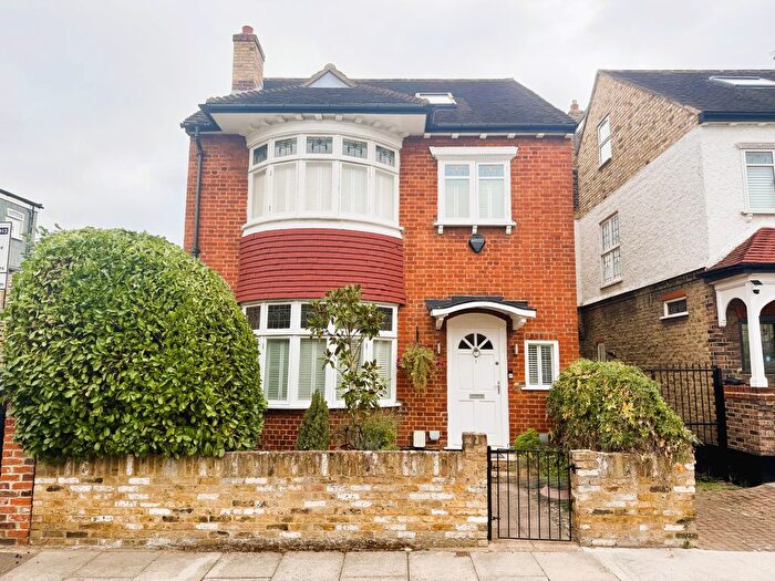 4 Bedroom Detached House To Rent In Eatonville Villas, Tooting Bec, London, SW17
