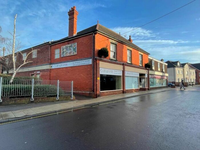 2 Bedroom Flat To Rent In Newbury, Gillingham, SP8