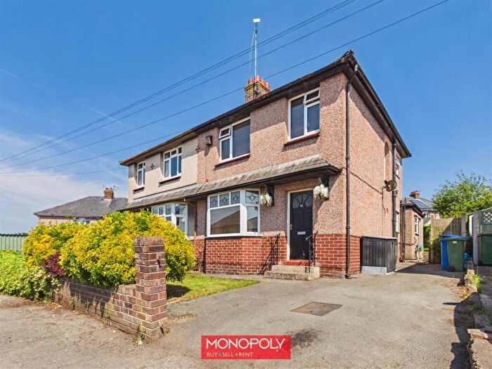 3 Bedroom Semi-Detached House For Sale In Llewelyns Estate, Denbigh, LL16