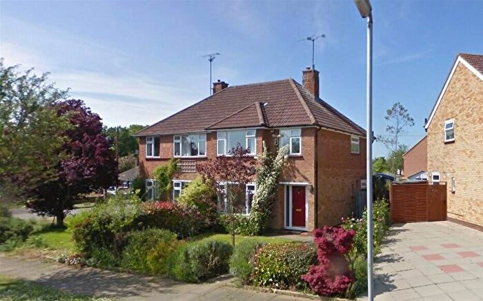 3 Bedroom House To Rent In Aston Rise, Hitchin, Hitchin, SG4