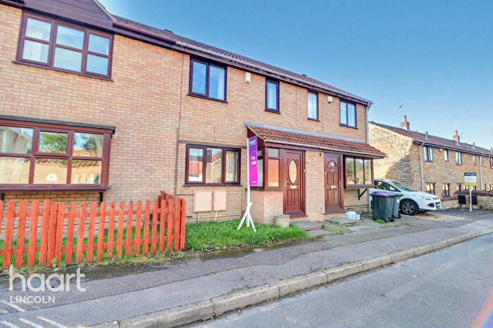 2 Bedroom Terraced House For Sale In Blacks Close, Waddington, LN5
