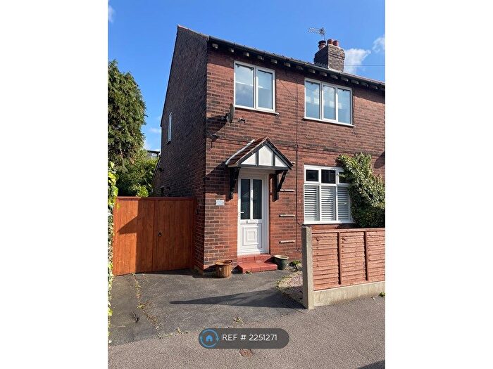 3 Bedroom Semi-Detached House To Rent In Maxwell Avenue, Stockport, SK2