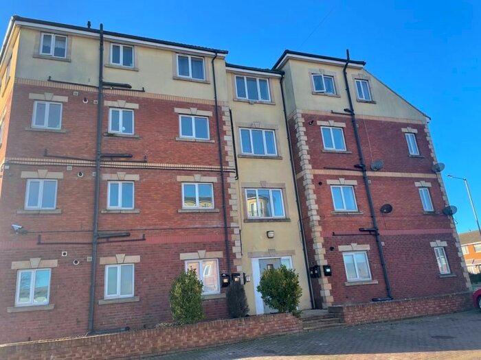 2 Bedroom Flat To Rent In Cambridge Court, Tindale Crescent, Bishop Auckland, DL14