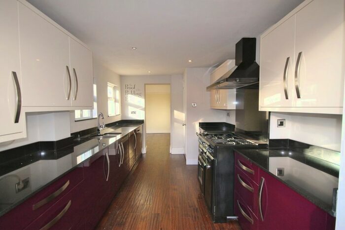 3 Bedroom Terraced House To Rent In Queen's Road, Feltham, Middlesex, TW13