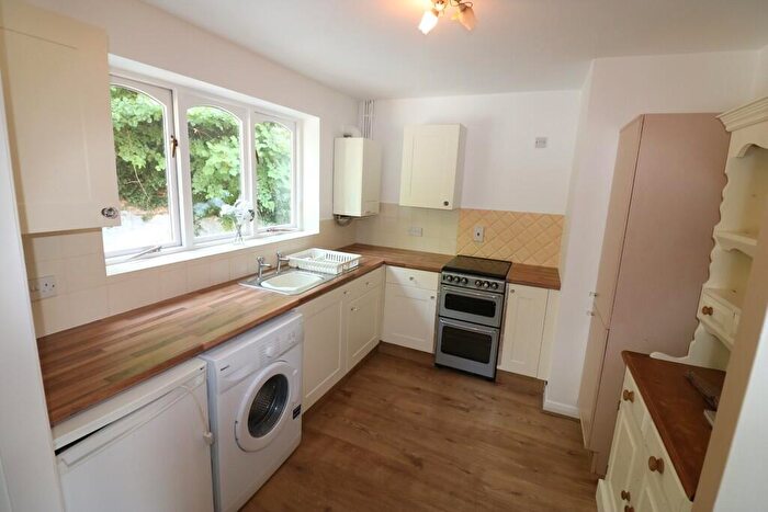 2 Bedroom Flat To Rent In Raikes Court, Welton, East Yorkshire, HU15