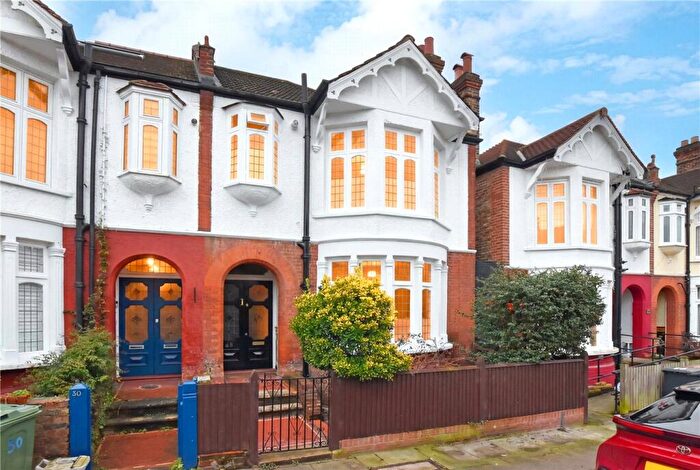 5 Bedroom Semi Detached House To Rent In Boyne Road, Lewisham, London, SE13