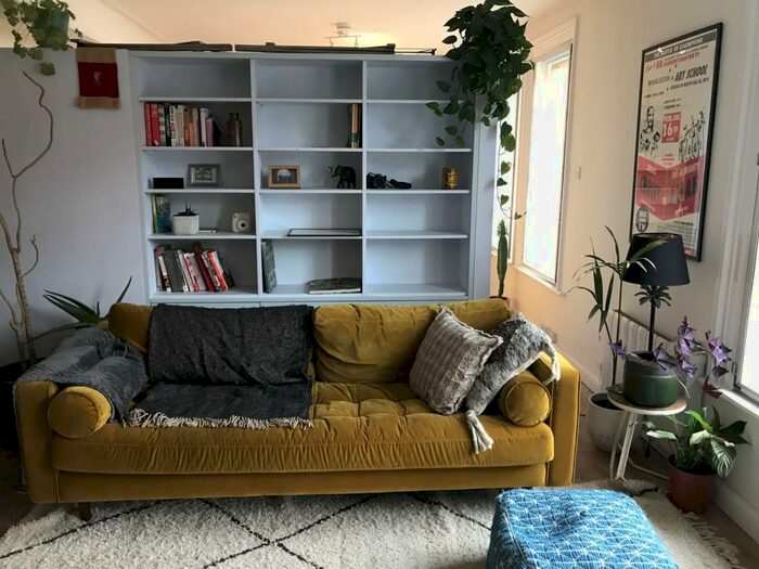 Studio To Rent In Essex Road, Islington, London, N1