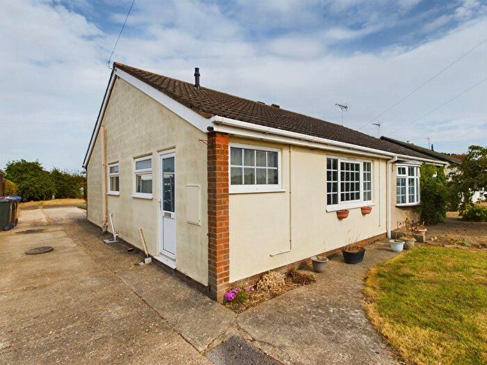 2 Bedroom Bungalow To Rent In Camelot Gardens, Boston, Lincolnshire, PE21