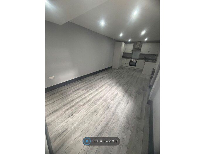 1 Bedroom Flat To Rent In Orchard House, Kidderminster, DY10