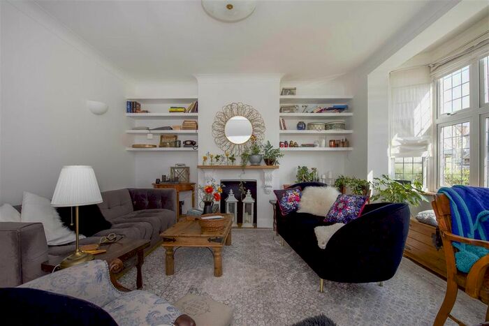 4 Bedroom Semi-Detached House To Rent In Keswick Avenue, London, SW19