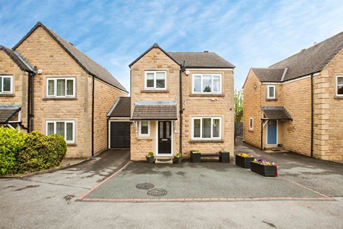3 Bedroom Detached House For Sale In Bell Street, Halifax, HX3
