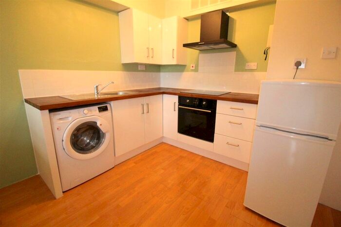 Studio To Rent In Flamstead End Road, Cheshunt, Waltham Cross EN8