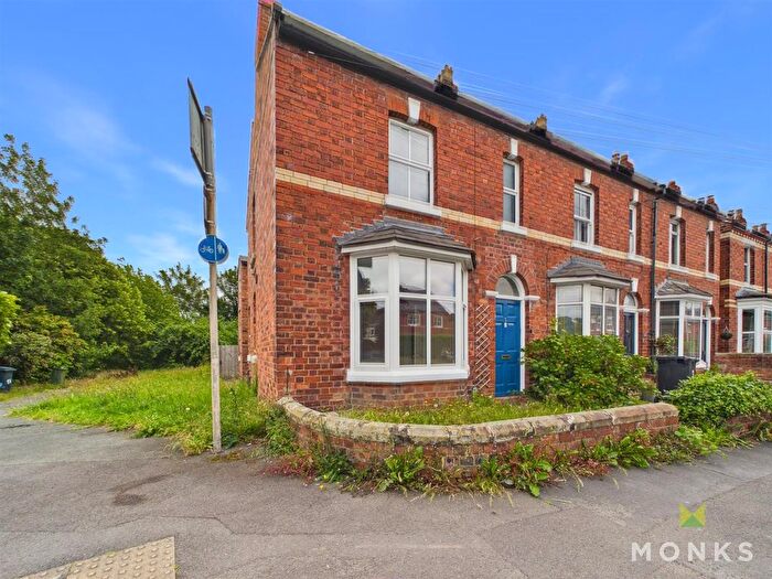 2 Bedroom Semi Detached House For Sale In Upper Road, Shrewsbury, SY3