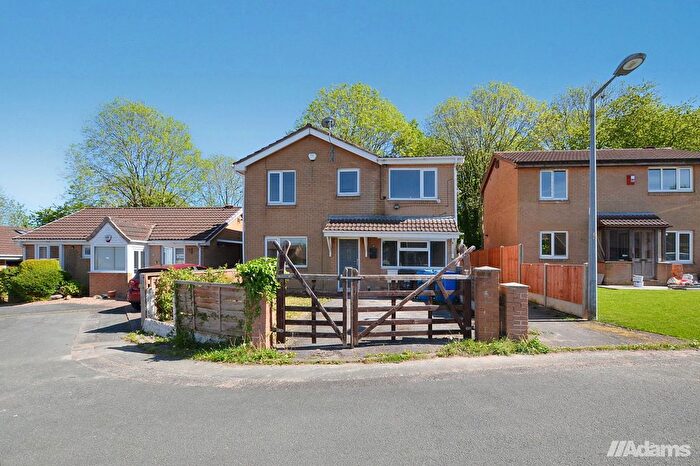 4 Bedroom Detached House For Sale In Moorland Drive, Runcorn, WA7