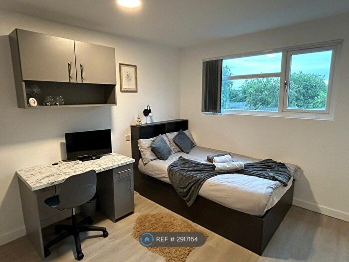 Studio To Rent In Humphrey Road, Manchester, M16